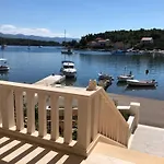 Sikluf-128-1 Apartman Lumbarda