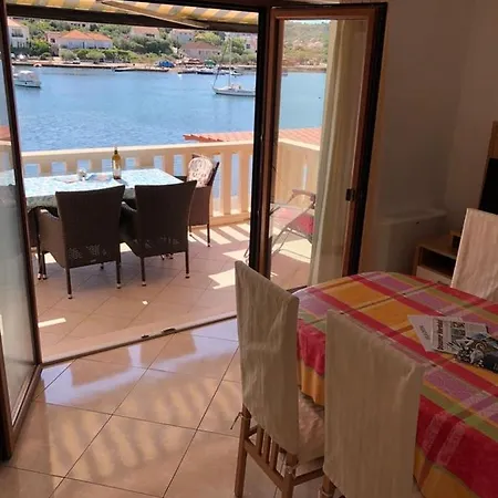 Apartman Sikluf-128-1 *