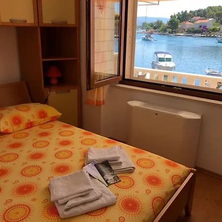 Appartement Sikluf-128-1 Lumbarda