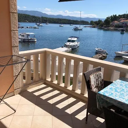 Sikluf-128-1 Apartment