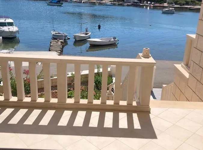 Sikluf-128-1 아파트